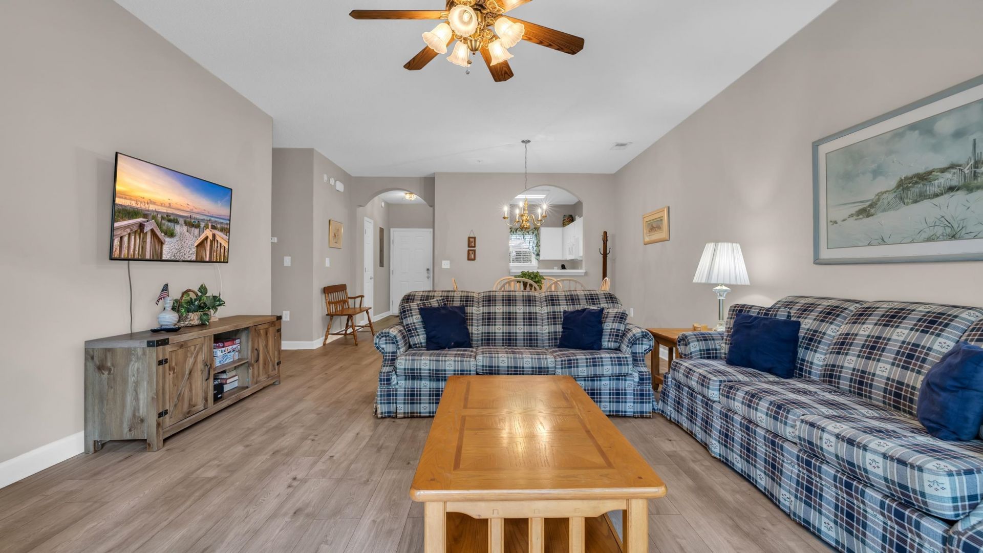 5825 Catalina Dr.  Photo 10