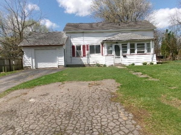 105 Mill Street , Newark, NY 14513