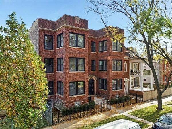 6355 N Paulina Street, Chicago, IL 60660