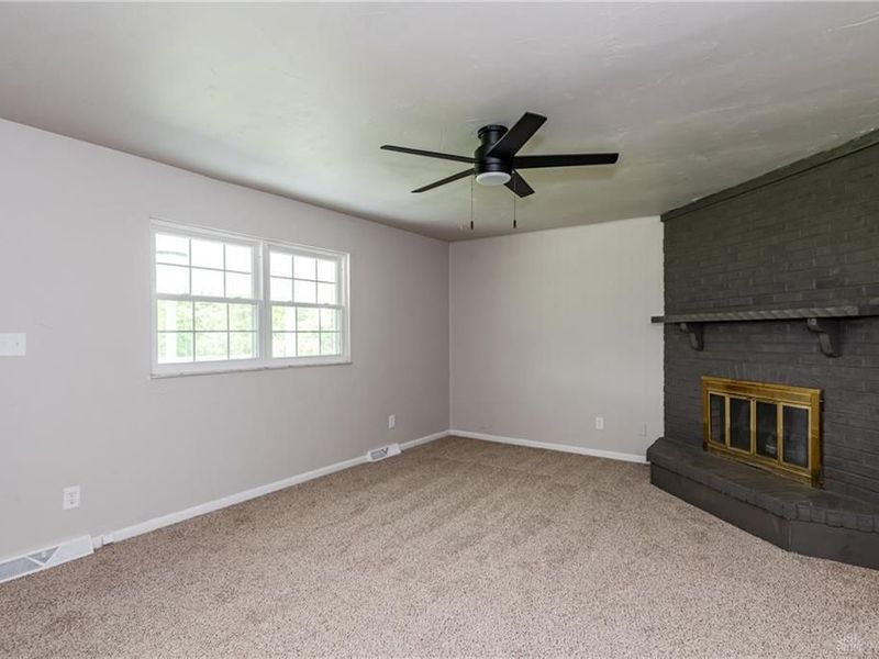 5689 Westcreek Drive, Trotwood, OH 45426 Photo 19