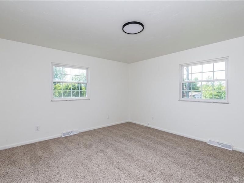 5689 Westcreek Drive, Trotwood, OH 45426 Photo 26