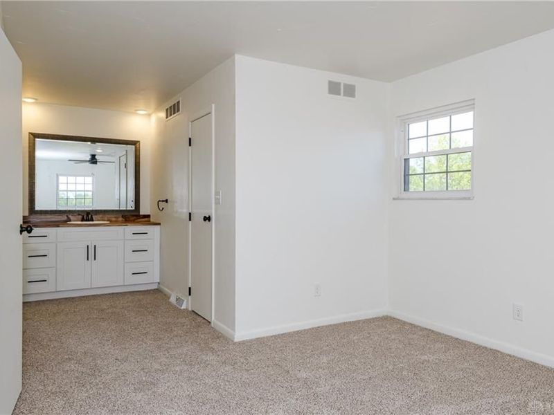 5689 Westcreek Drive, Trotwood, OH 45426 Photo 38
