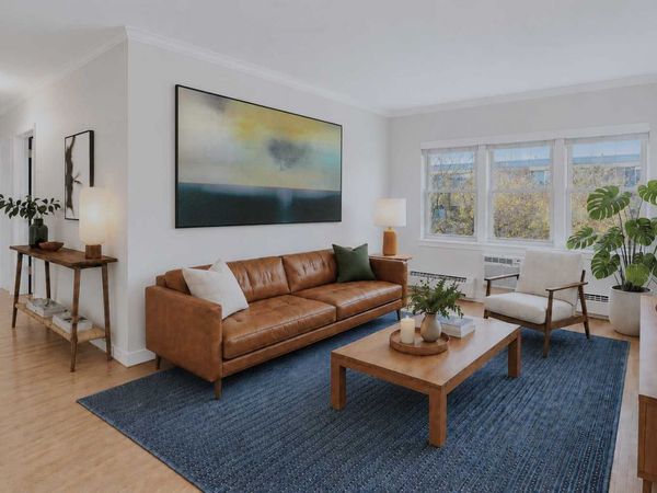821 Douglas Avenue, Unit 304, Minneapolis, MN 55403