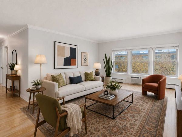 821 Douglas Avenue, Unit 304, Minneapolis, MN 55403