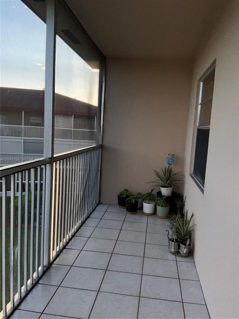 150 SW 134th Way , Unit 304R, Pembroke Pines, FL 33027 Photo