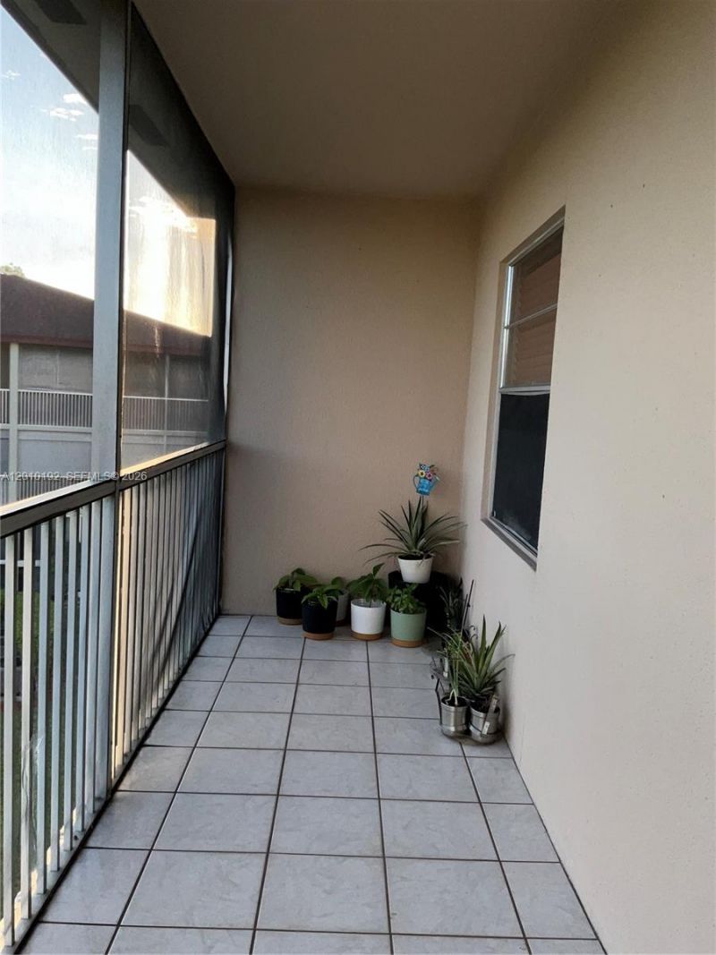 150 SW 134th Way , Unit 304R, Pembroke Pines, FL 33027 Photo