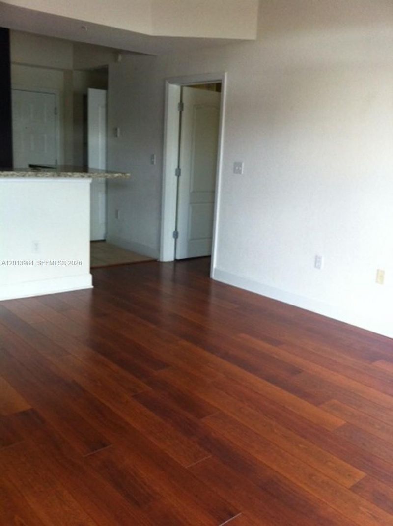 6001 SW 70th St , Unit 331, South Miami, FL 33143 Photo