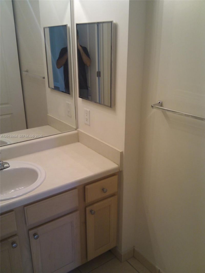 6001 SW 70th St , Unit 331, South Miami, FL 33143 Photo