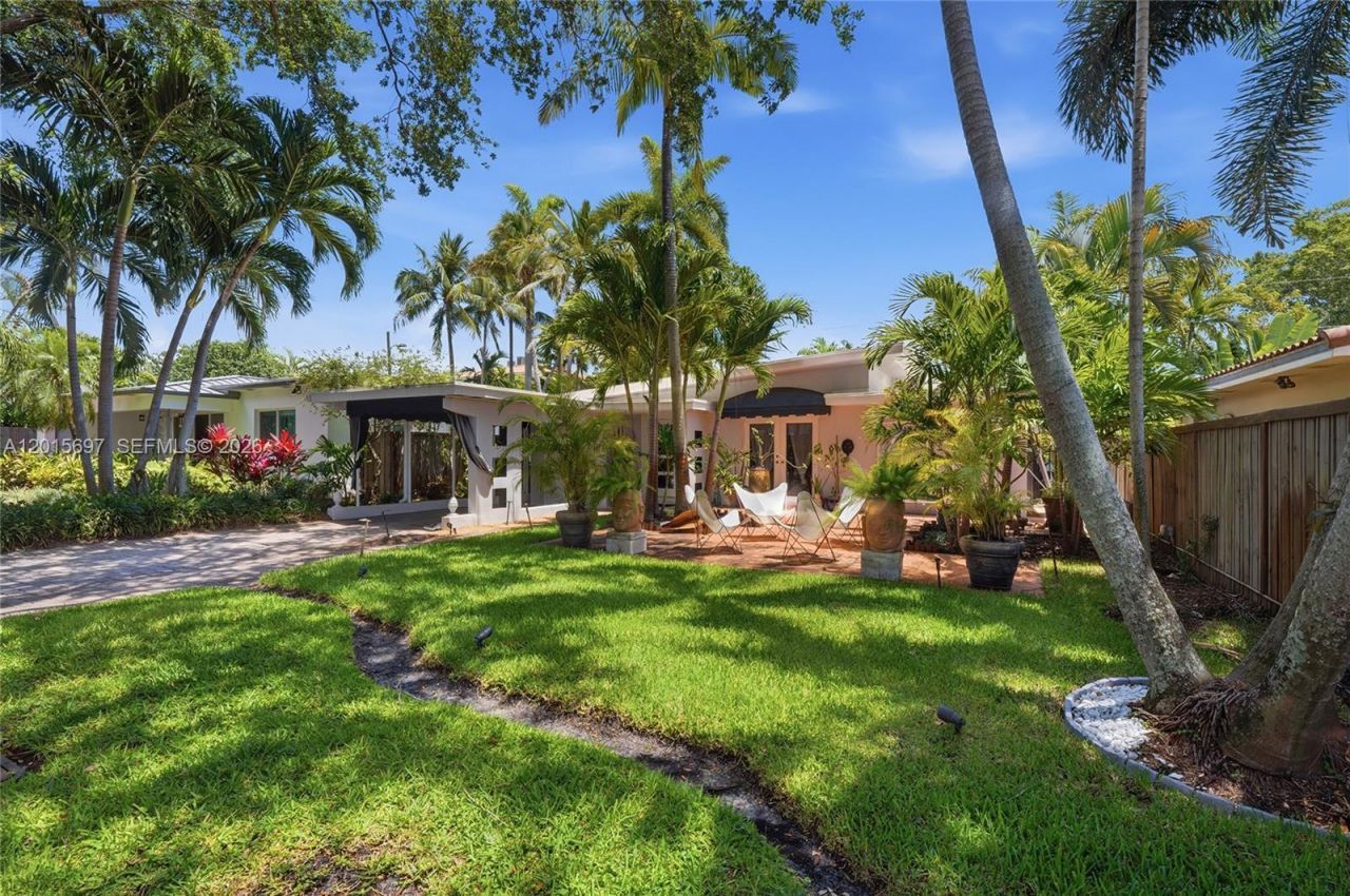 636 NE 17th Ter, Fort Lauderdale, FL 33304 Photo