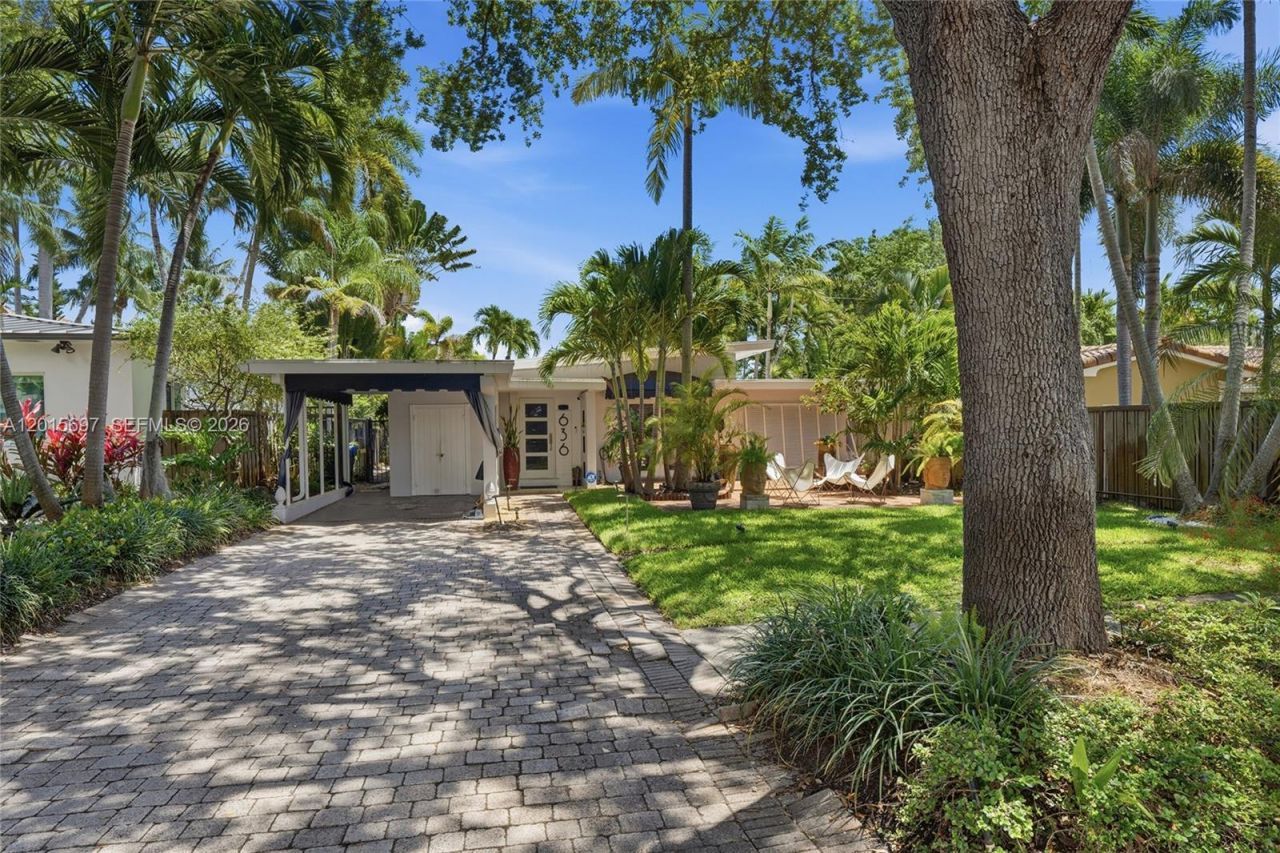 636 NE 17th Ter, Fort Lauderdale, FL 33304 Photo
