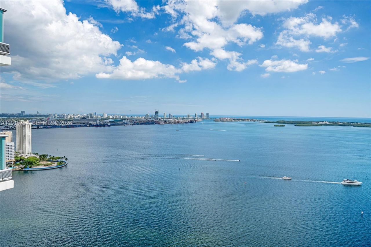 1331 Brickell Bay Dr , Unit 4003, Miami, FL 33131 Photo