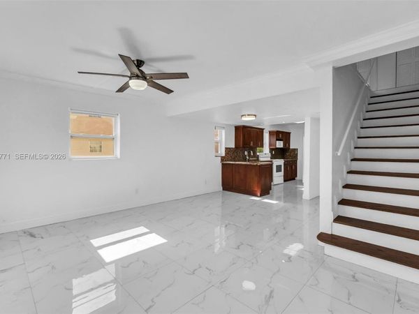 10903 N Kendall Dr , Unit 222, Miami, FL 33176