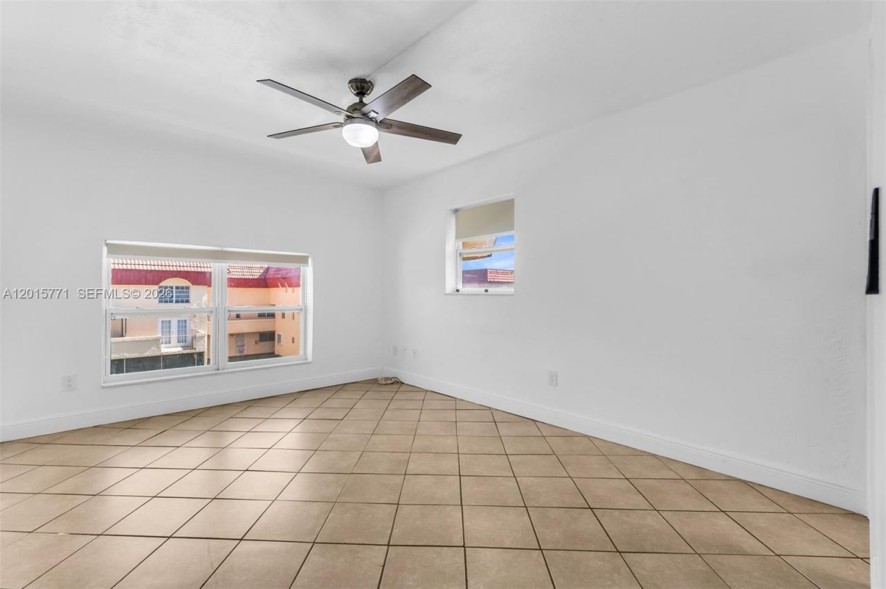 10903 N Kendall Dr, Unit 222, Miami, FL 33176 Photo