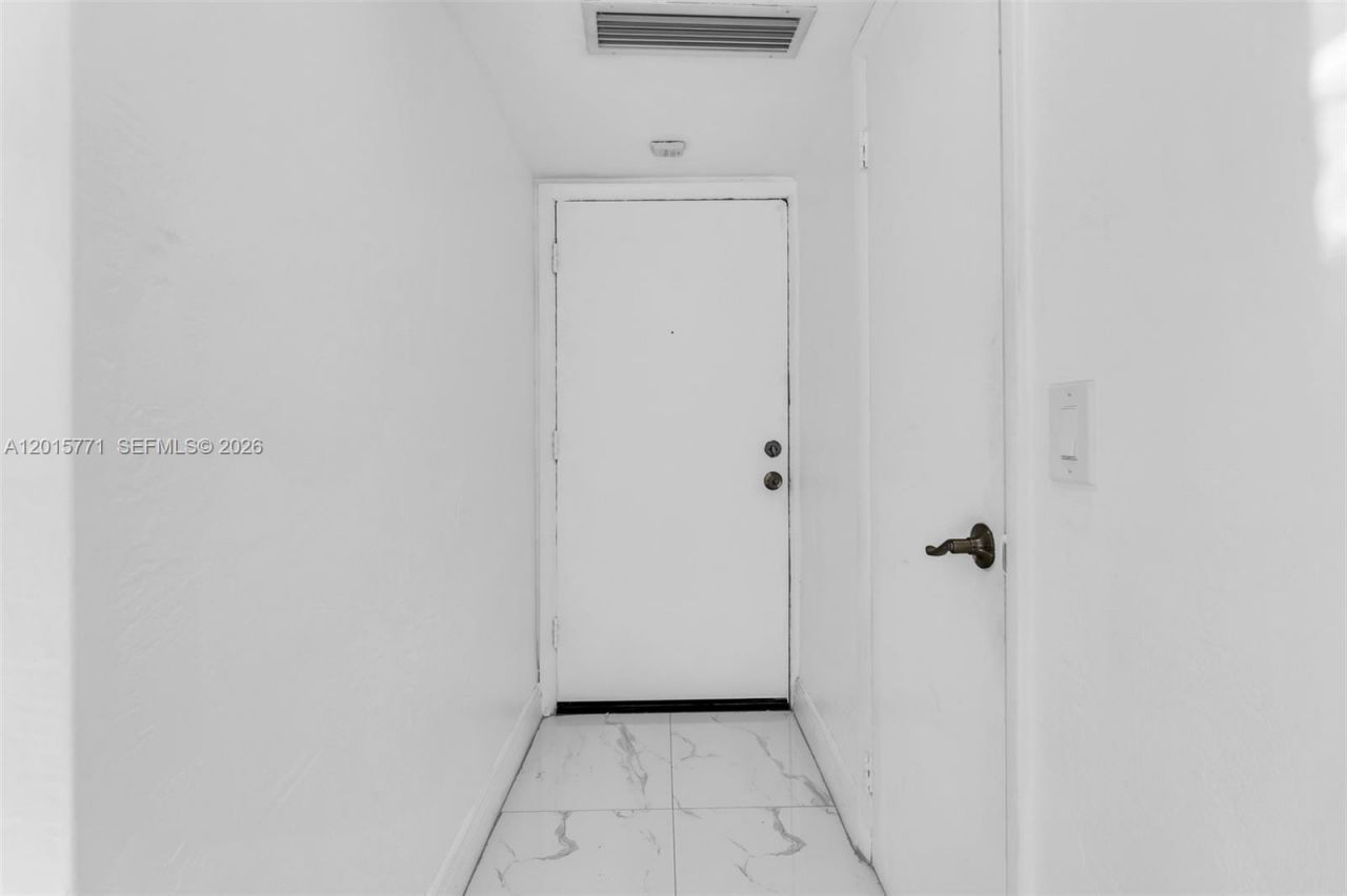 10903 N Kendall Dr, Unit 222, Miami, FL 33176 Photo