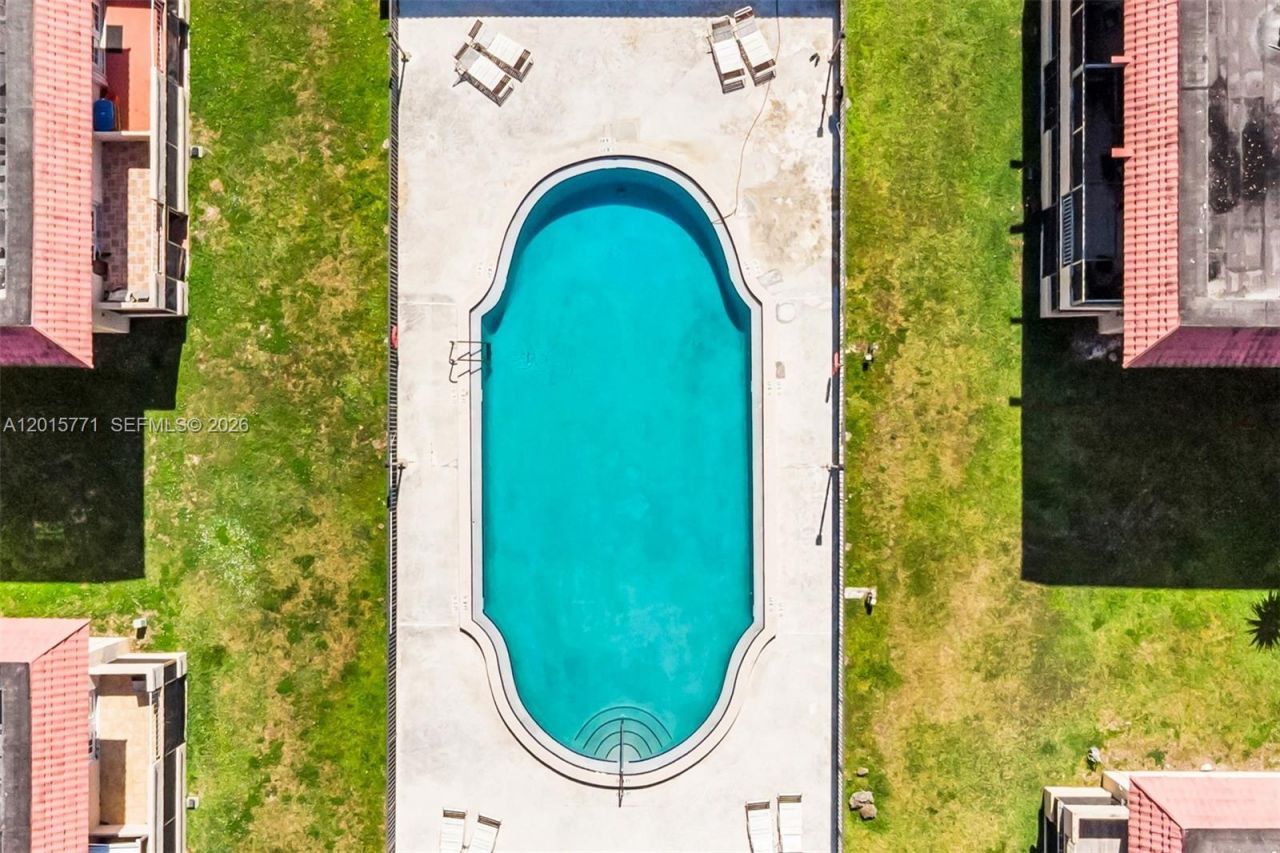 10903 N Kendall Dr, Unit 222, Miami, FL 33176 Photo