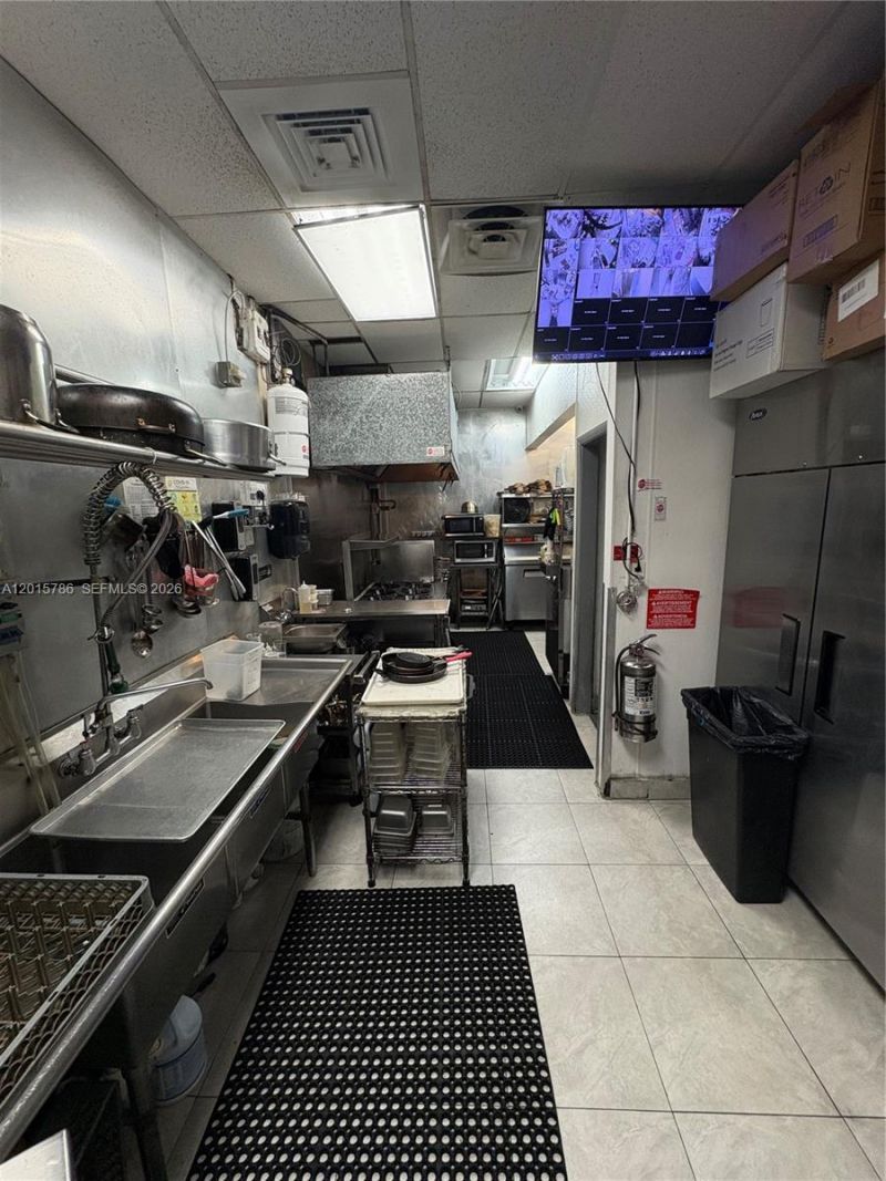 Please Call For Address, Miami, FL 33166 Photo