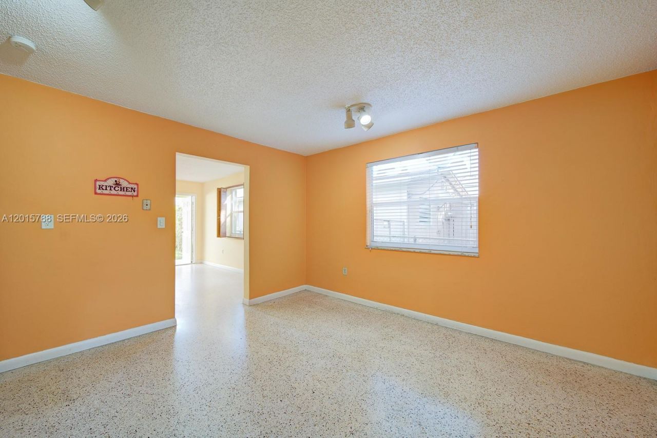 7358 - 7360 SW 23rd St, Miami, FL 33155 Photo