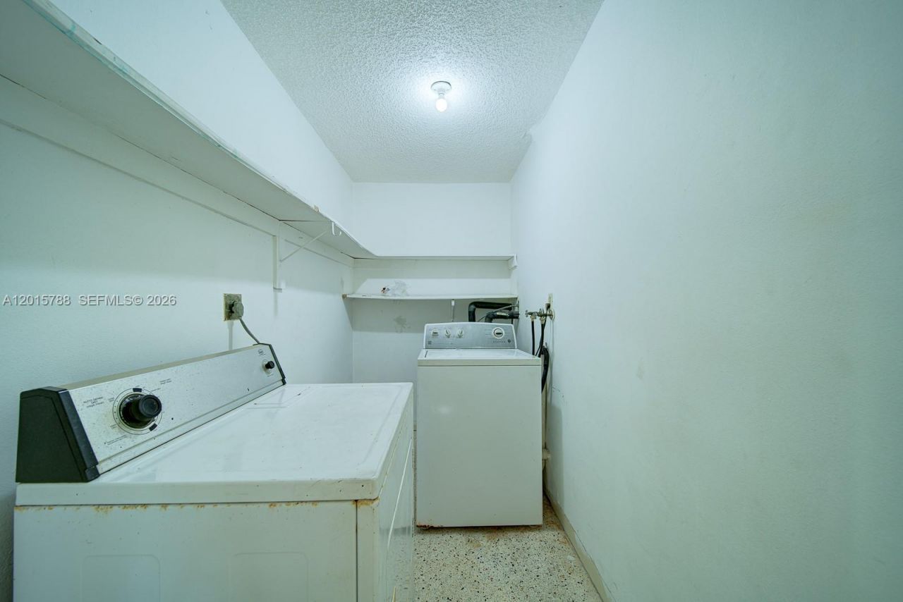 7358 - 7360 SW 23rd St, Miami, FL 33155 Photo