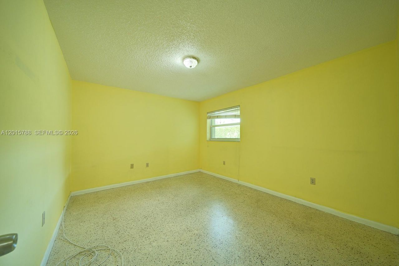 7358 - 7360 SW 23rd St, Miami, FL 33155 Photo