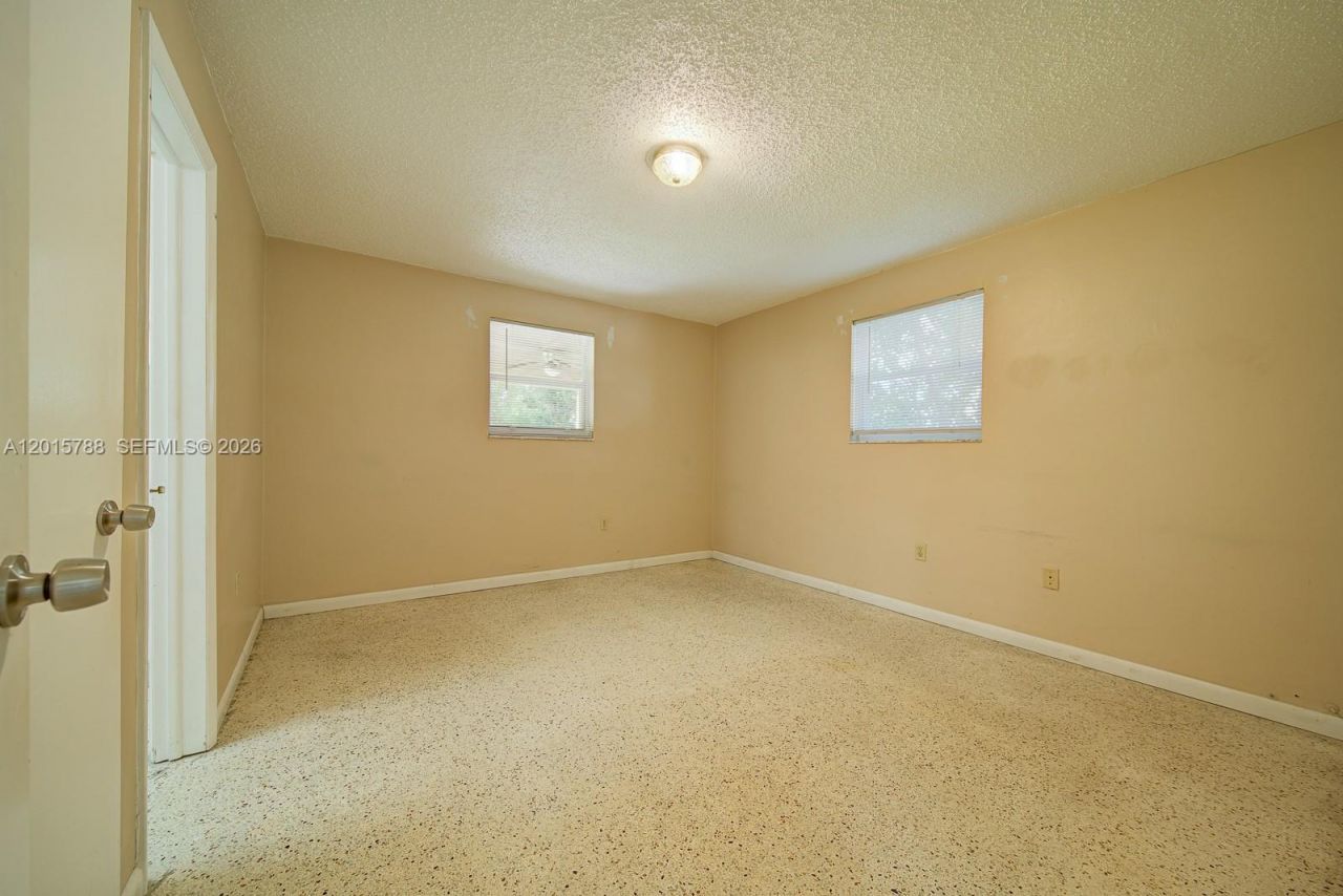 7358 - 7360 SW 23rd St, Miami, FL 33155 Photo
