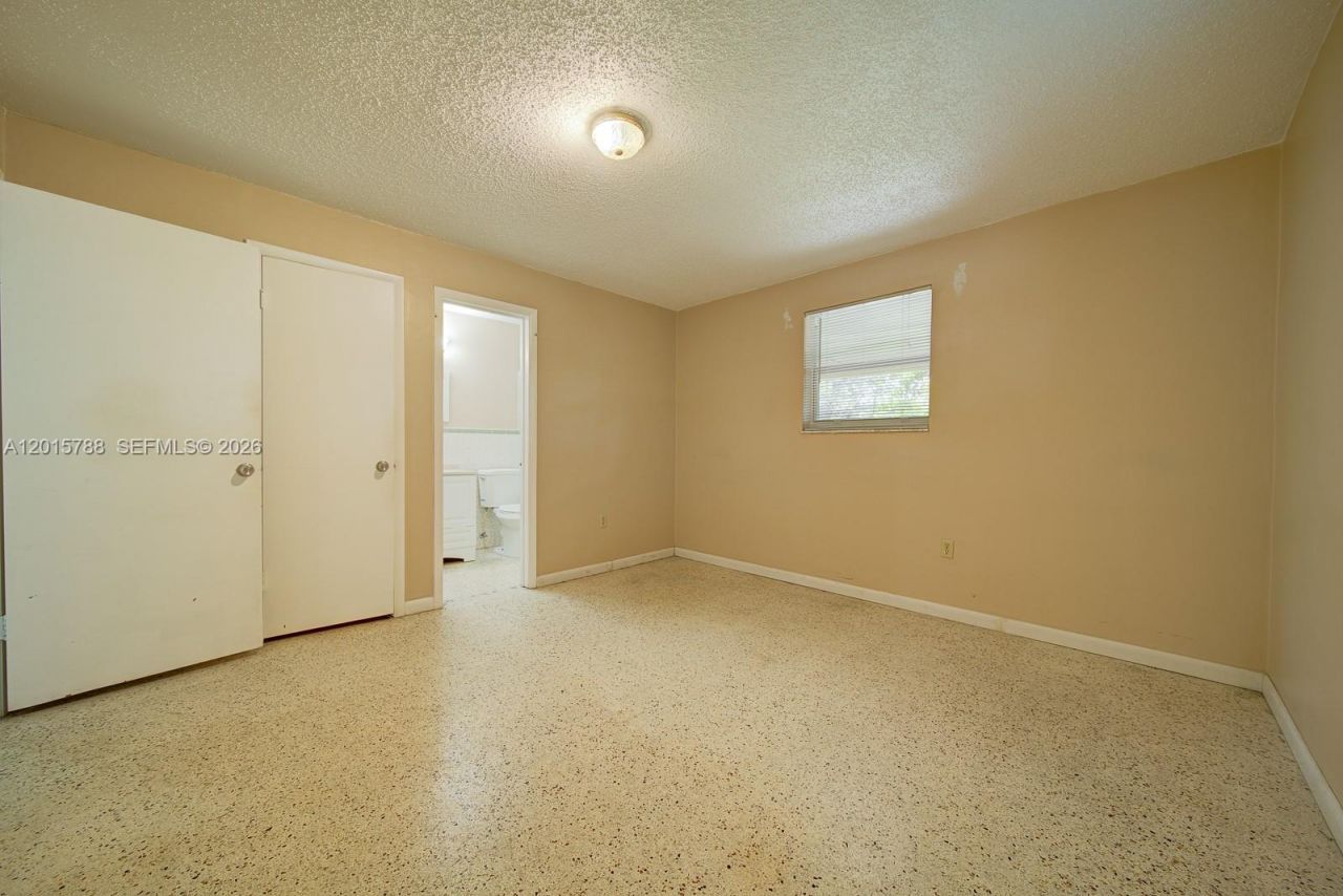 7358 - 7360 SW 23rd St, Miami, FL 33155 Photo