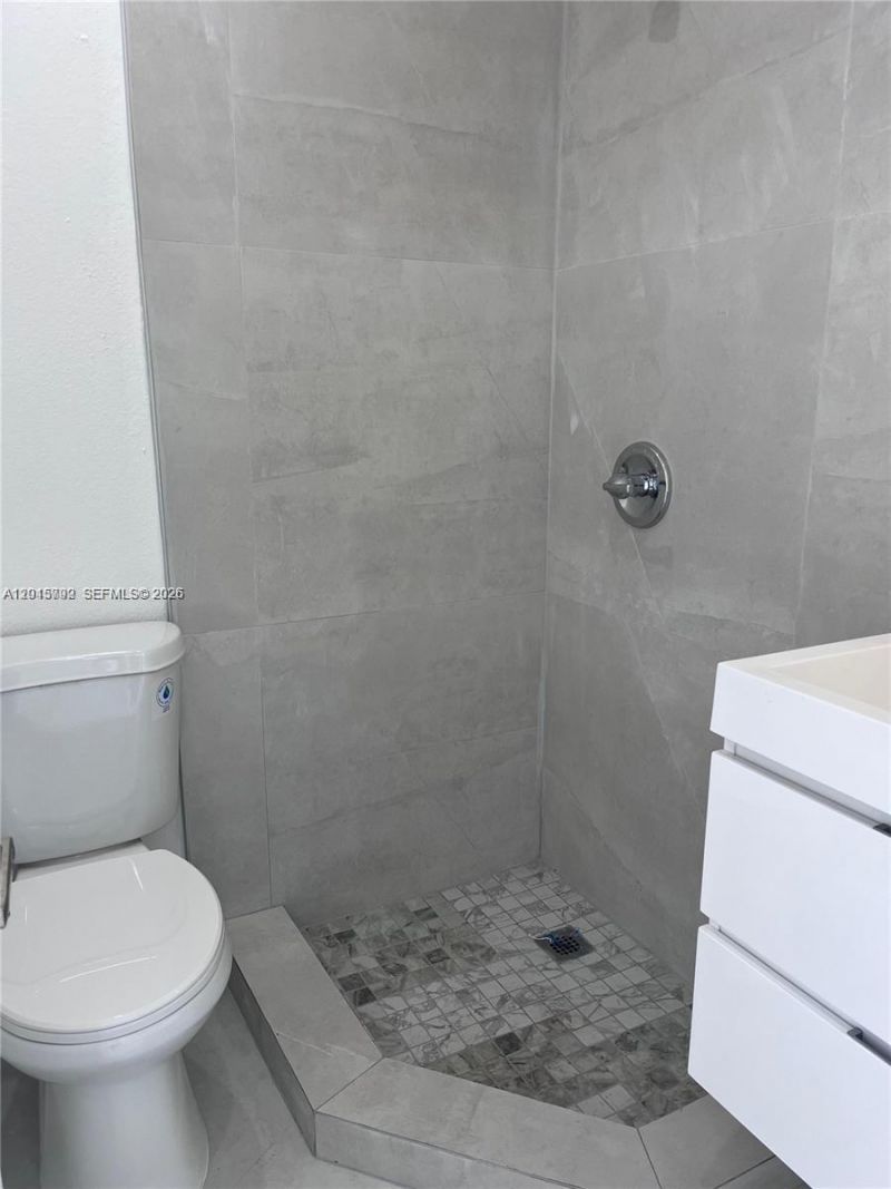 50 NW 68th Ct, Unit 3, Miami, FL 33126 Photo