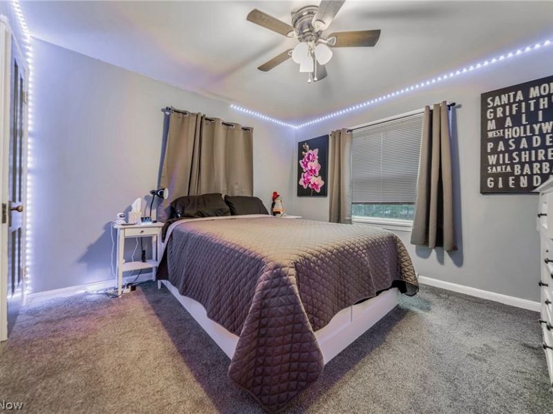 9011 Torrance Avenue, Brooklyn, OH 44144 Photo 14