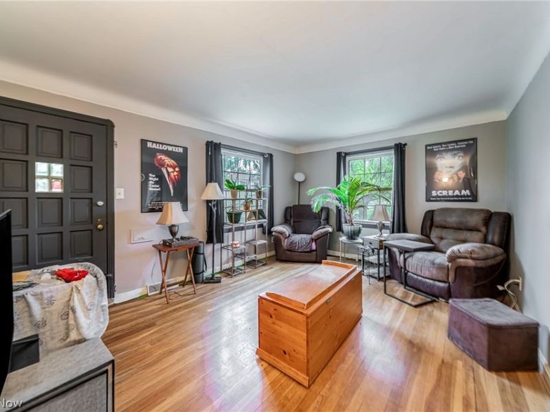 9011 Torrance Avenue, Brooklyn, OH 44144 Photo 8