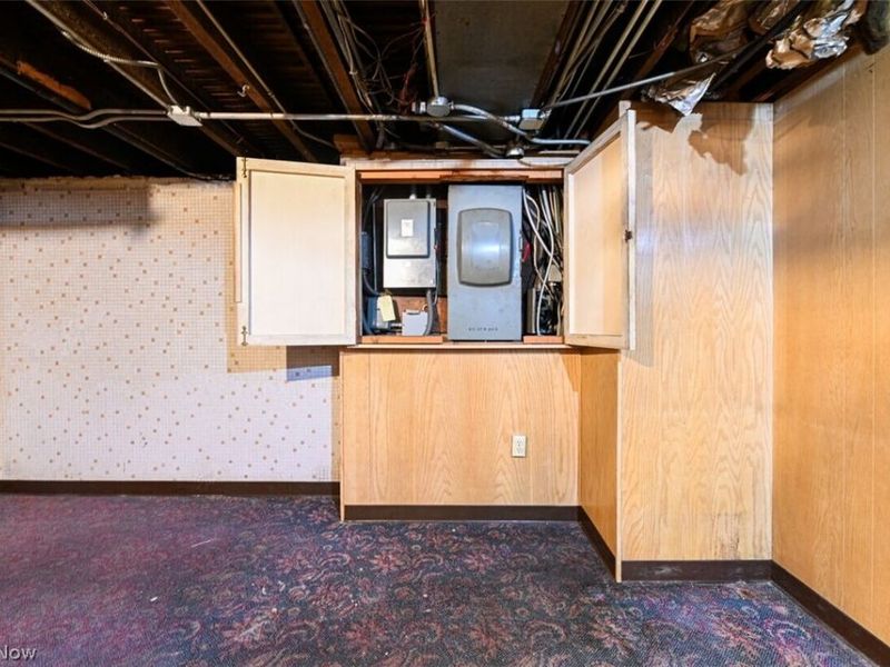 9811 Denison Avenue, Cleveland, OH 44102 Photo 32