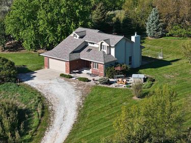 6575 N Ridge Road, Fort Calhoun, NE 68023