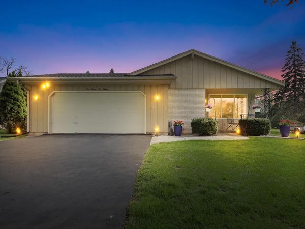 18115 Bolter LANE, Brookfield, WI 53045