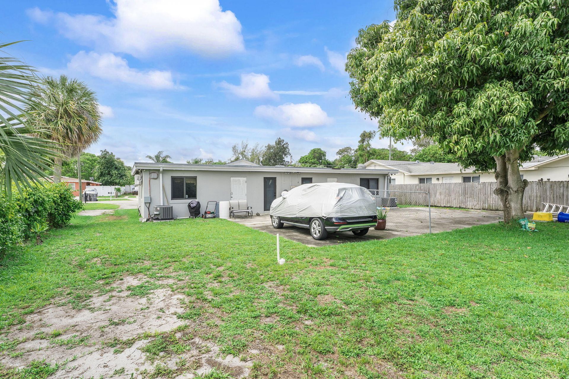 4727 Myrtle Lane, West Palm Beach, FL 33417 Photo