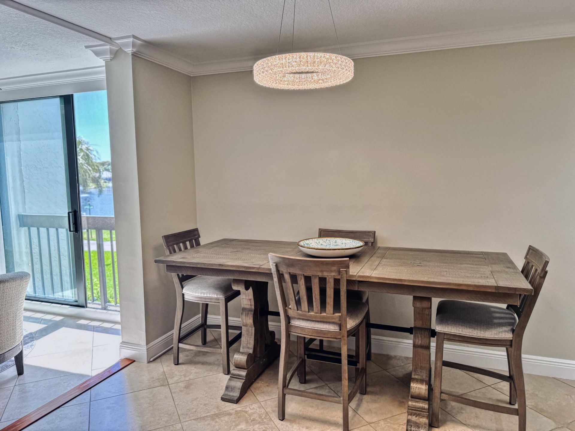 1915 Lavers Circle, Unit E209, Delray Beach, FL 33444 Photo