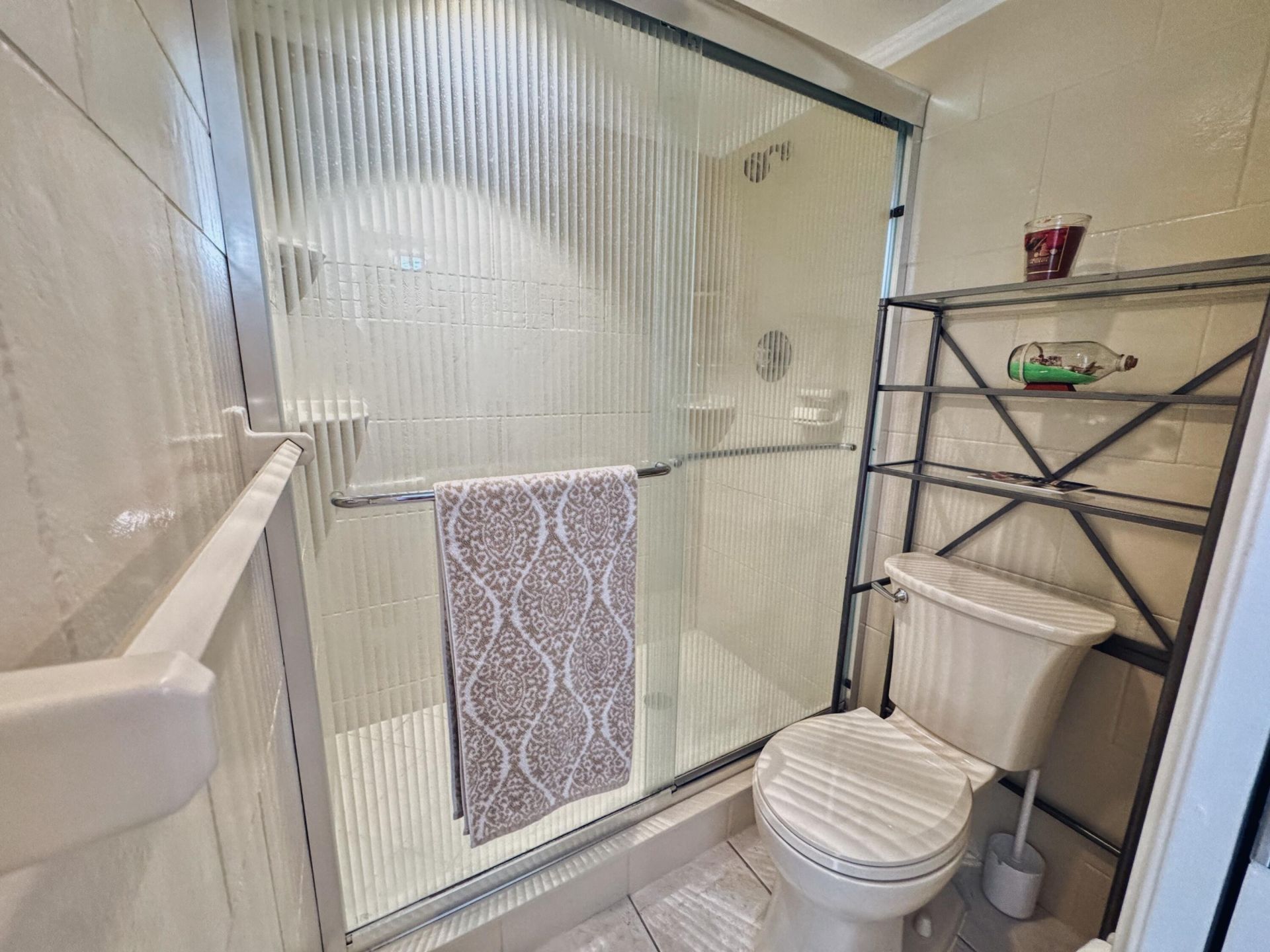 1915 Lavers Circle, Unit E209, Delray Beach, FL 33444 Photo