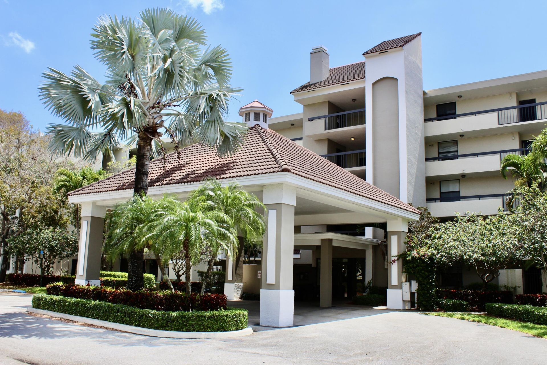 1915 Lavers Circle, Unit E209, Delray Beach, FL 33444 Photo