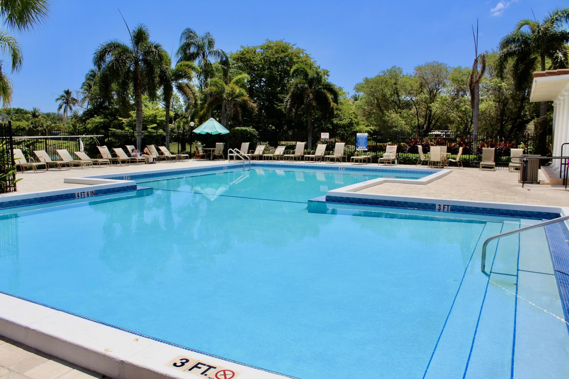 1915 Lavers Circle, Unit E209, Delray Beach, FL 33444 Photo