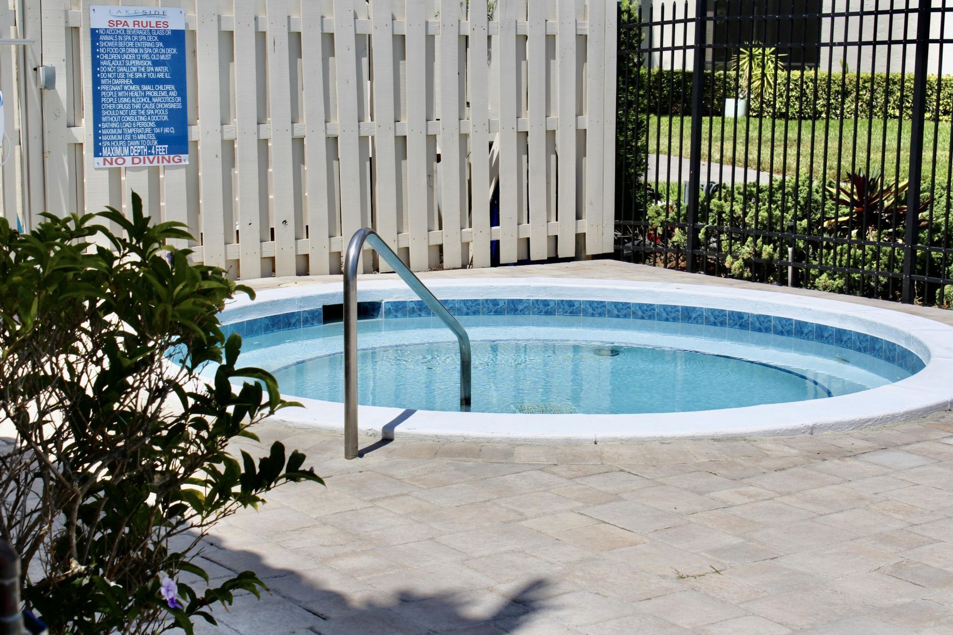 1915 Lavers Circle, Unit E209, Delray Beach, FL 33444 Photo
