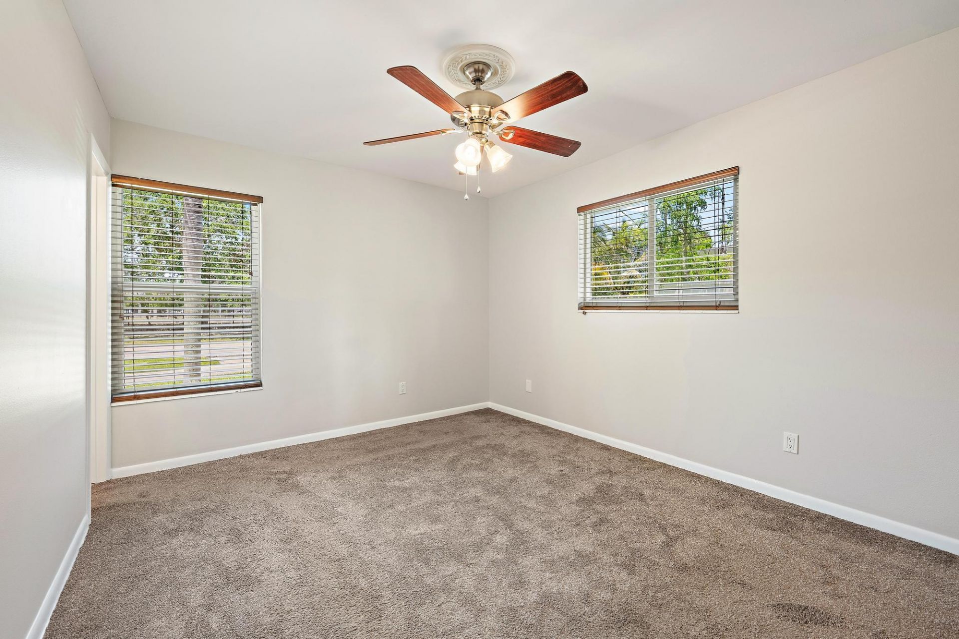 272 Holly Drive, Palm Beach Gardens, FL 33410 Photo