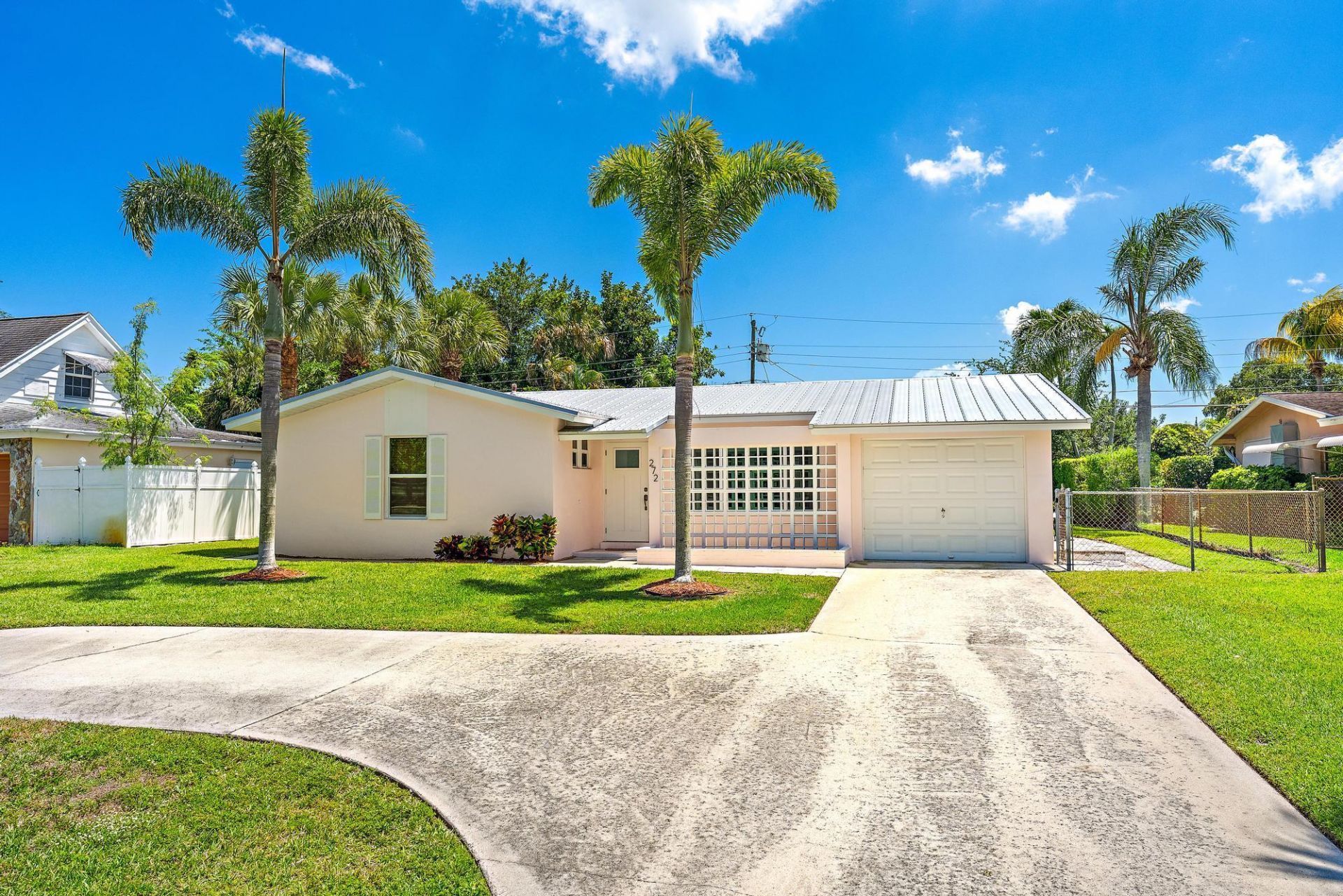 272 Holly Drive, Palm Beach Gardens, FL 33410 Photo