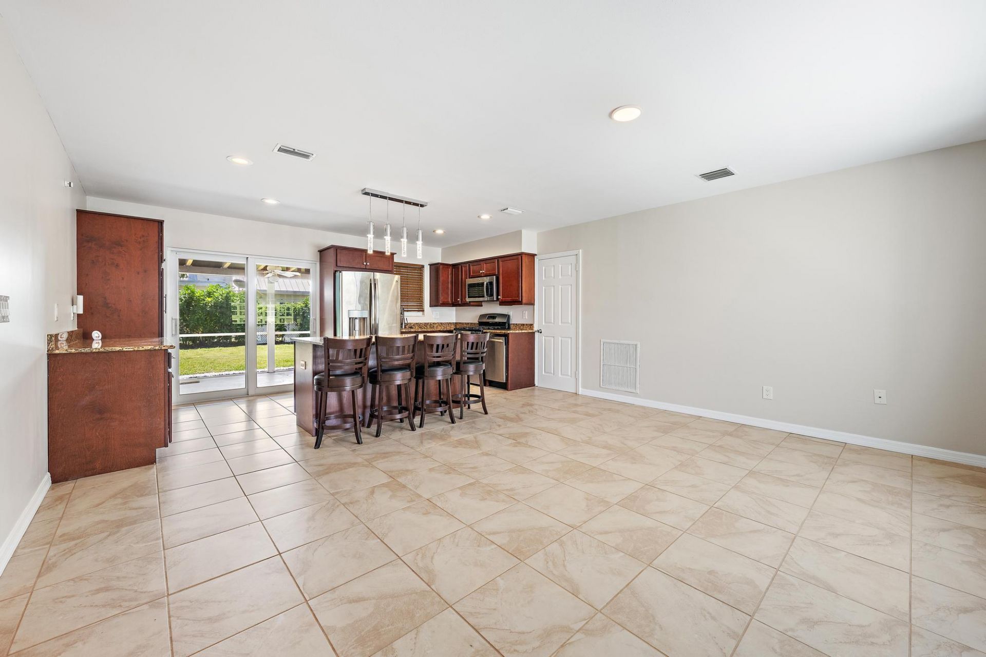 272 Holly Drive, Palm Beach Gardens, FL 33410 Photo