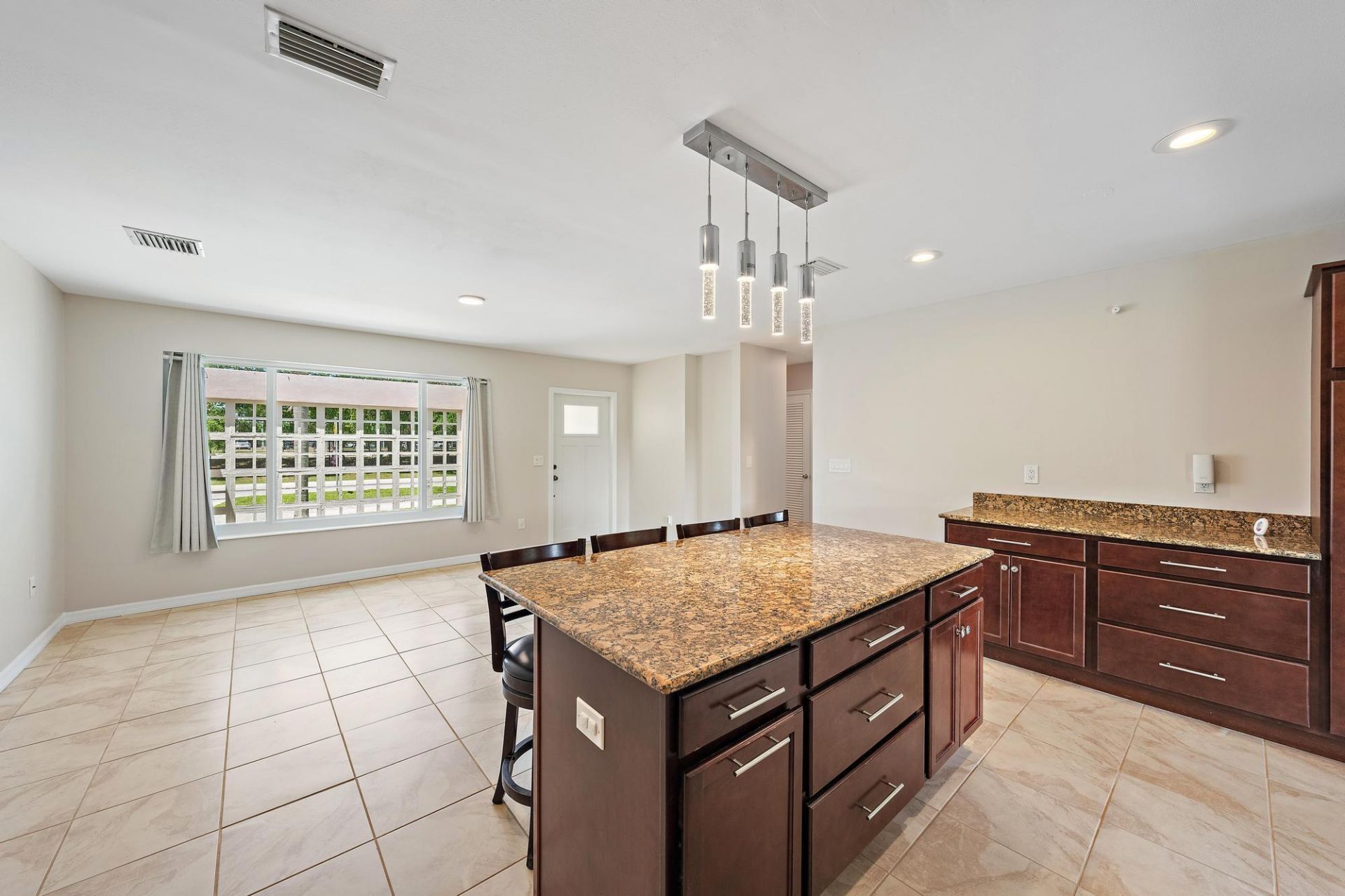 272 Holly Drive, Palm Beach Gardens, FL 33410 Photo