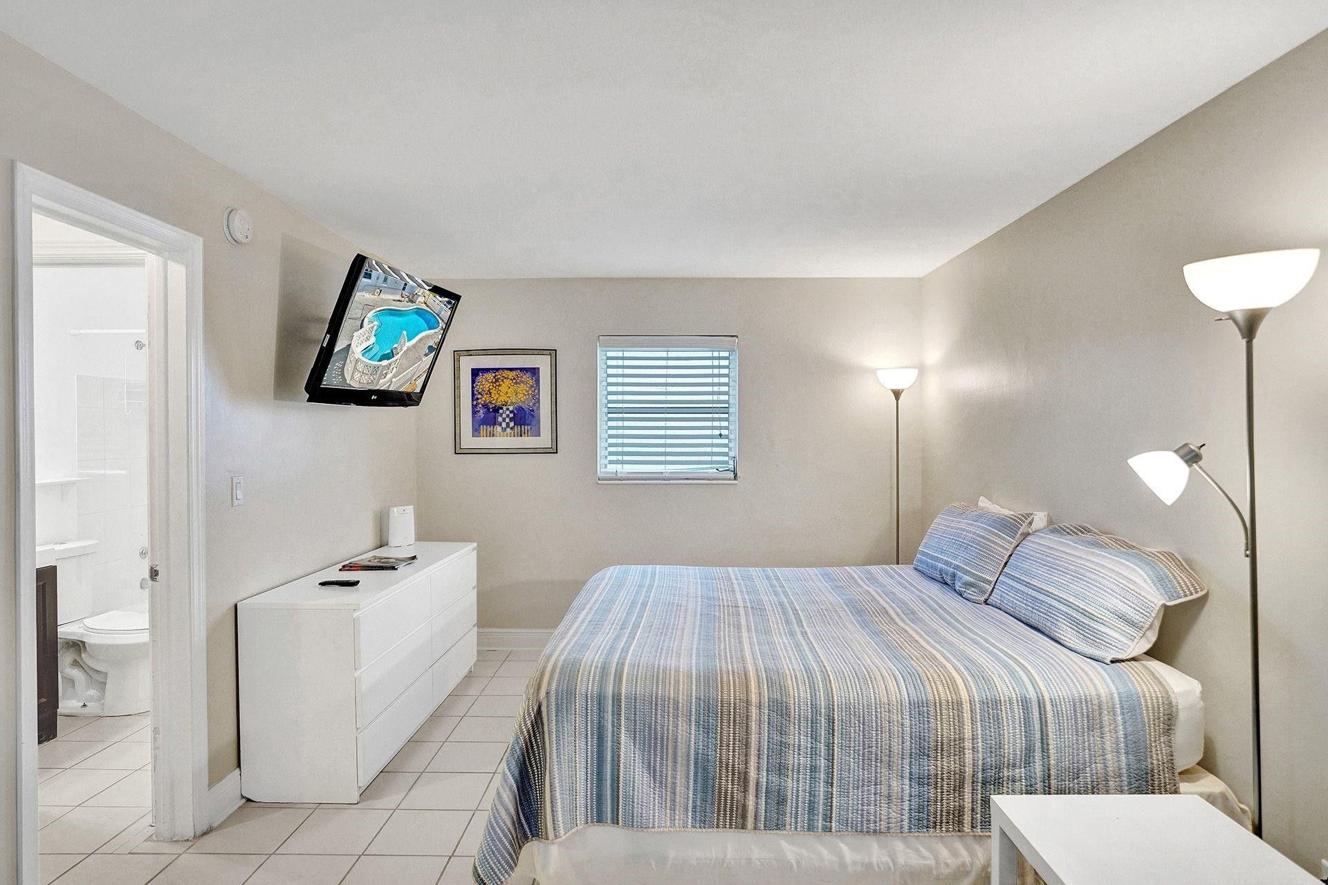 3226 NE 12th Street, Unit 8, Pompano Beach, FL 33062 Photo