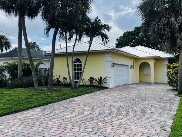 17648 W Cinquez Park Rd Road W, Jupiter, FL 33458