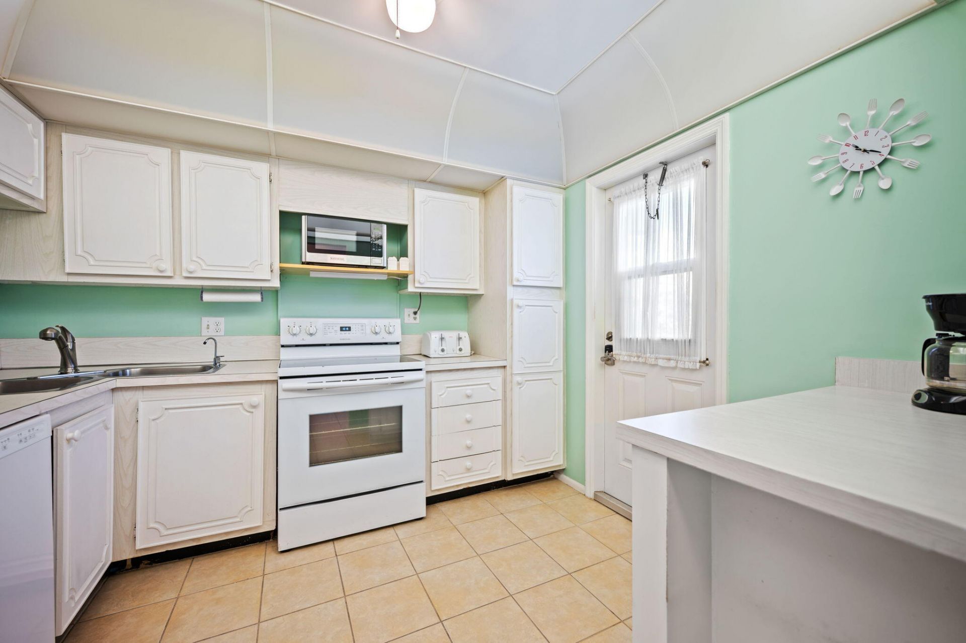 1501 S Ocean Boulevard, Unit 204, Pompano Beach, FL 33062 Photo