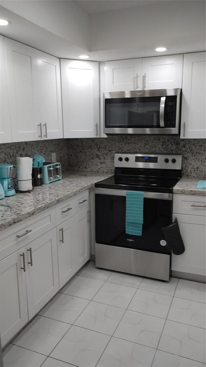 12900 SW 7th Court, Unit 410b, Pembroke Pines, FL 33027 Photo