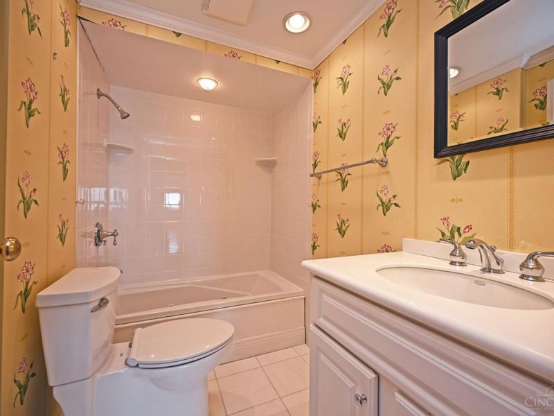1617 E Mcmillan Street, Unit 501, Cincinnati, OH 45206 Photo 33