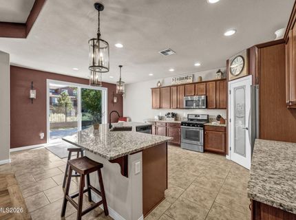 933 Silver Coyote Drive, Sparks, NV 89436 Photo