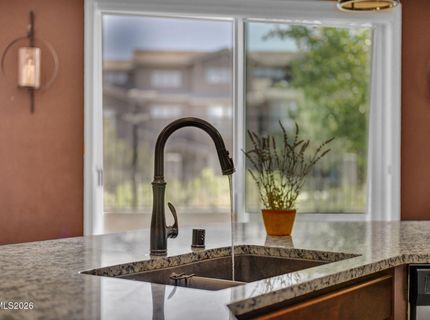 933 Silver Coyote Drive, Sparks, NV 89436 Photo