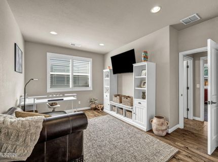 933 Silver Coyote Drive, Sparks, NV 89436 Photo