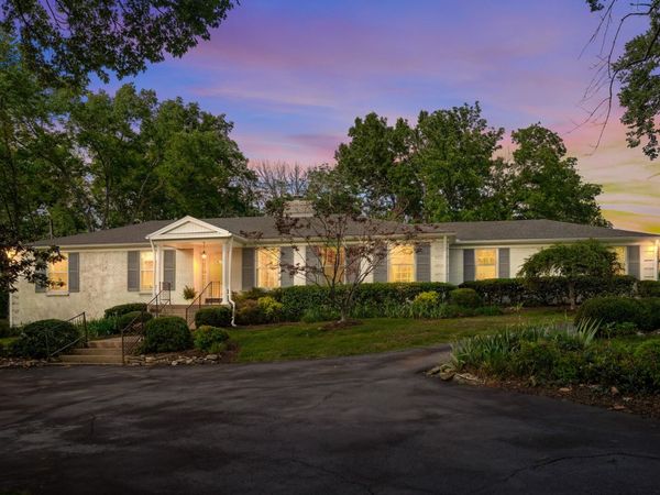 2704 Windemere Dr, Nashville, TN 37214